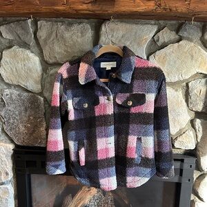 Girl’s Fleece Shirt Jacket, plaid, M (8/10).